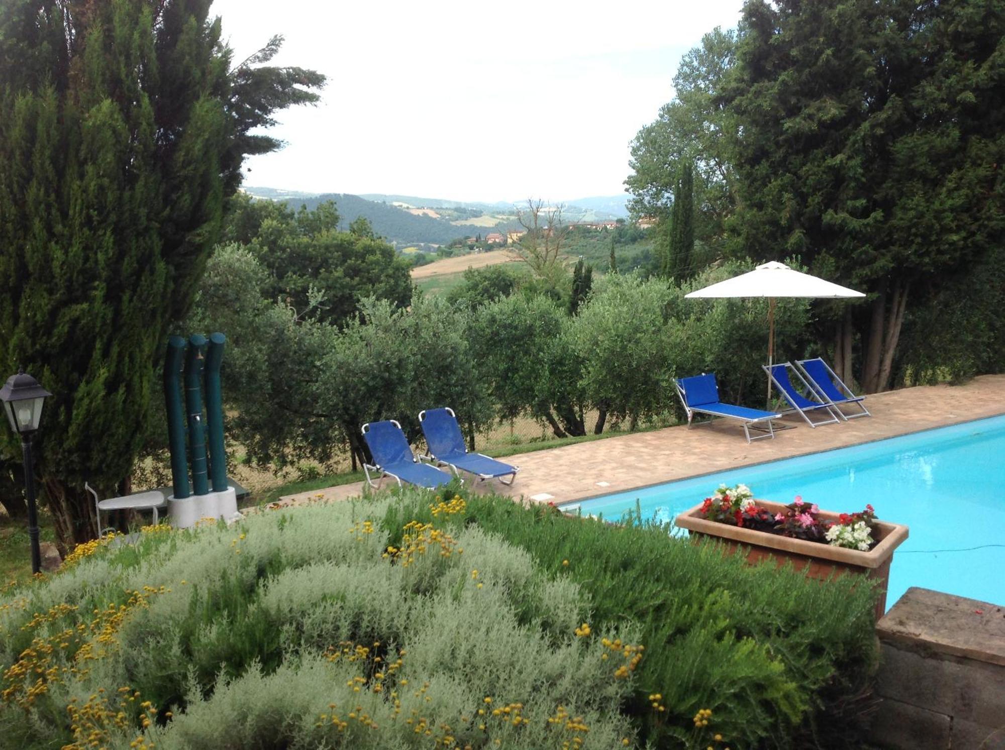 Il Broglino Villa Todi Luaran gambar