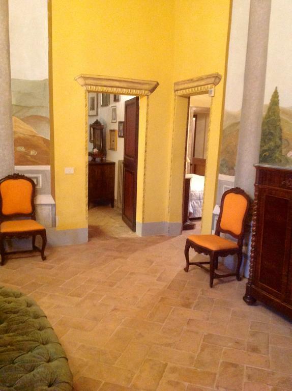 Il Broglino Villa Todi Bilik gambar