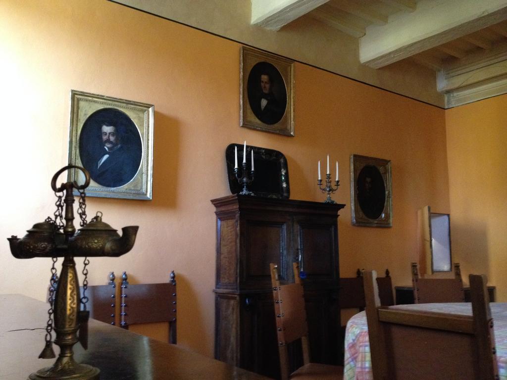 Il Broglino Villa Todi Luaran gambar