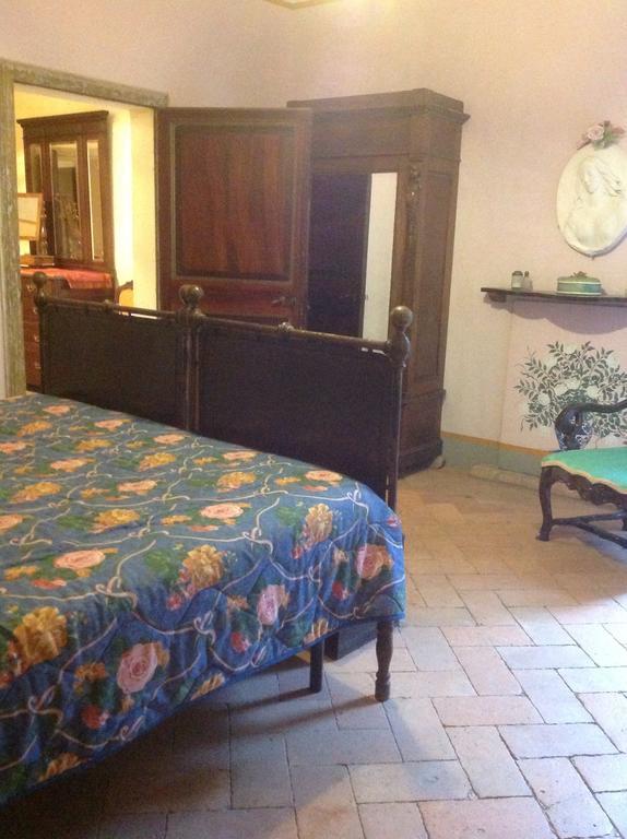 Il Broglino Villa Todi Luaran gambar