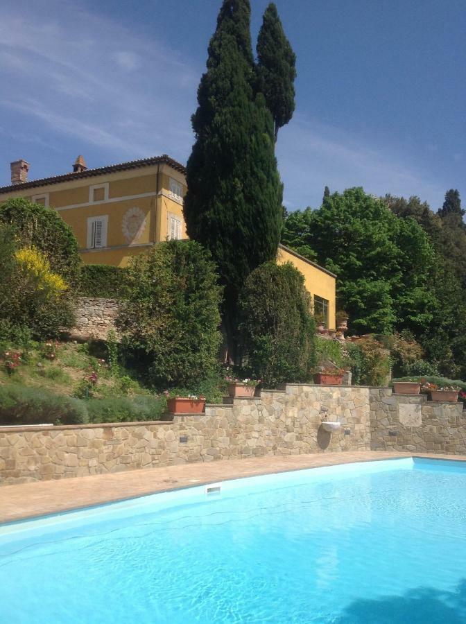 Il Broglino Villa Todi Bilik gambar