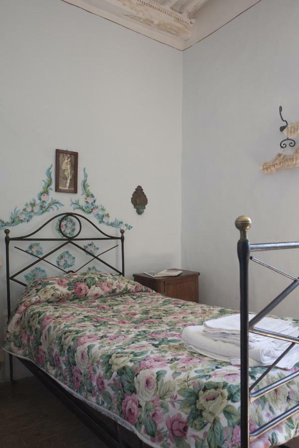 Il Broglino Villa Todi Luaran gambar